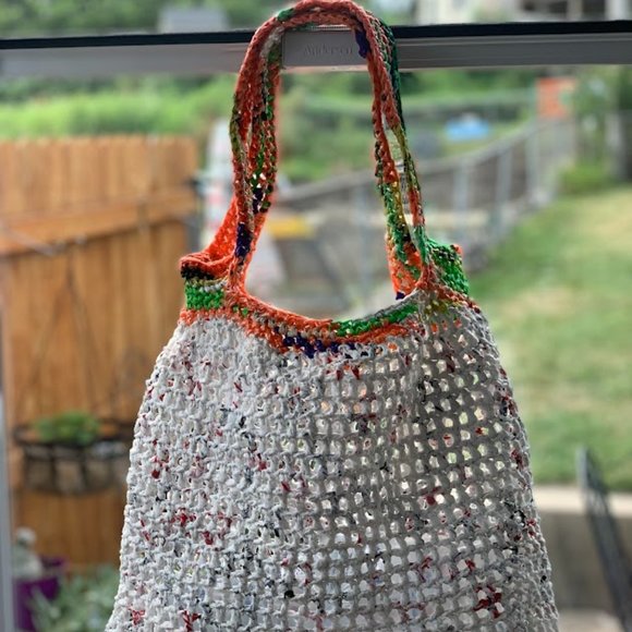 Crochet Plarn Market, Shelling, or Beach bag.  Handmade - Picture 2 of 3